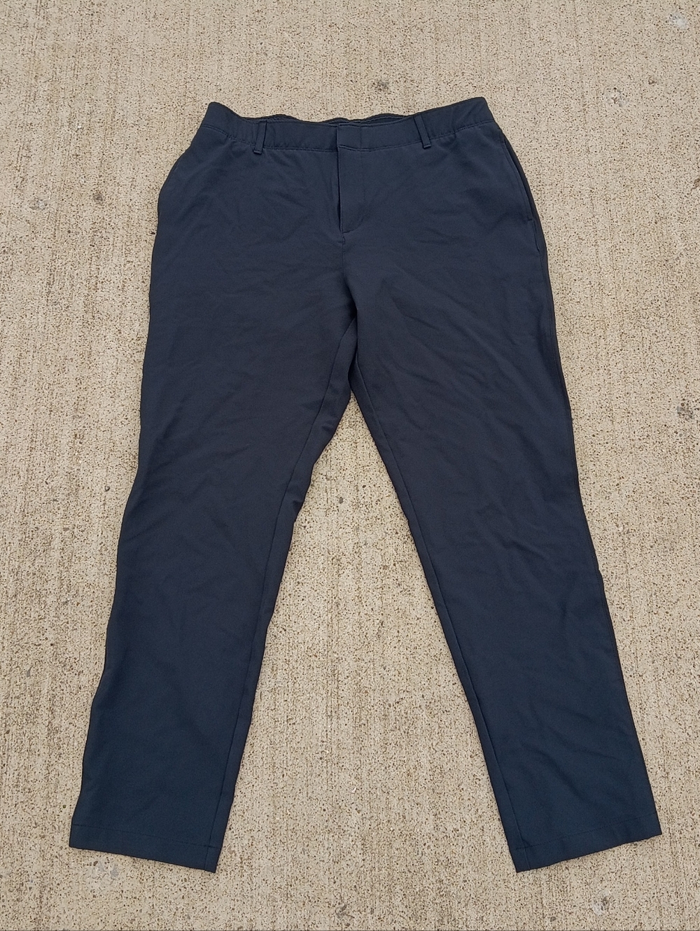 Under Armour Women’s Golf Pants Gray Straight Leg Performance Athletic Size 12